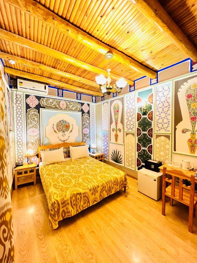 Komil Bukhara Boutique Hotel Extérieur photo