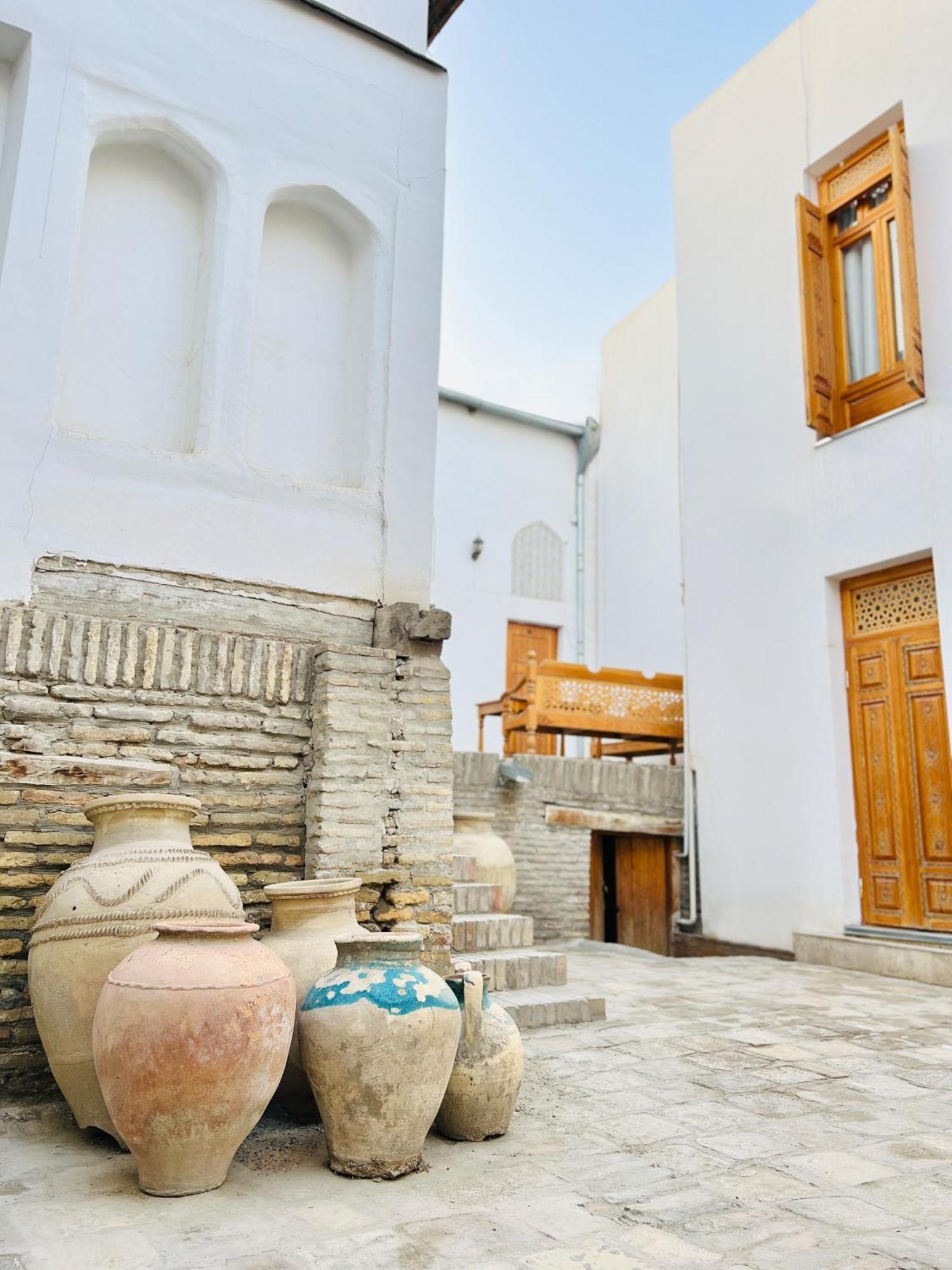 Komil Bukhara Boutique Hotel Extérieur photo