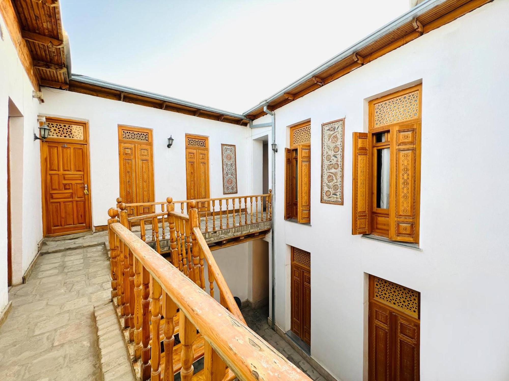 Komil Bukhara Boutique Hotel Extérieur photo