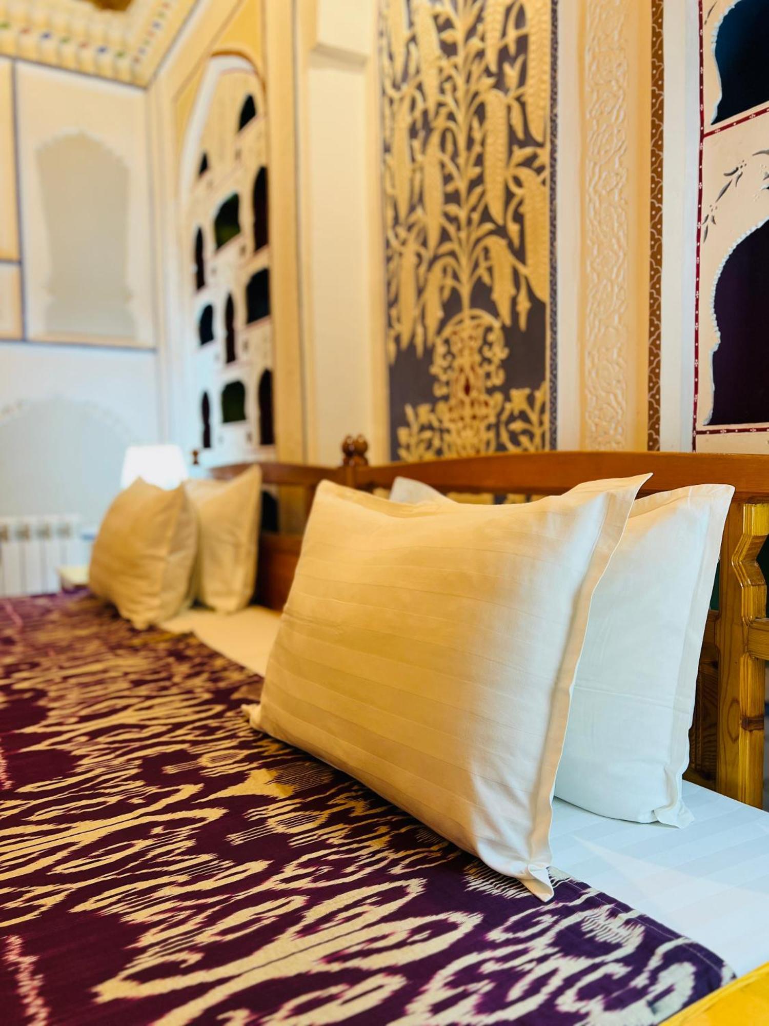 Komil Bukhara Boutique Hotel Extérieur photo