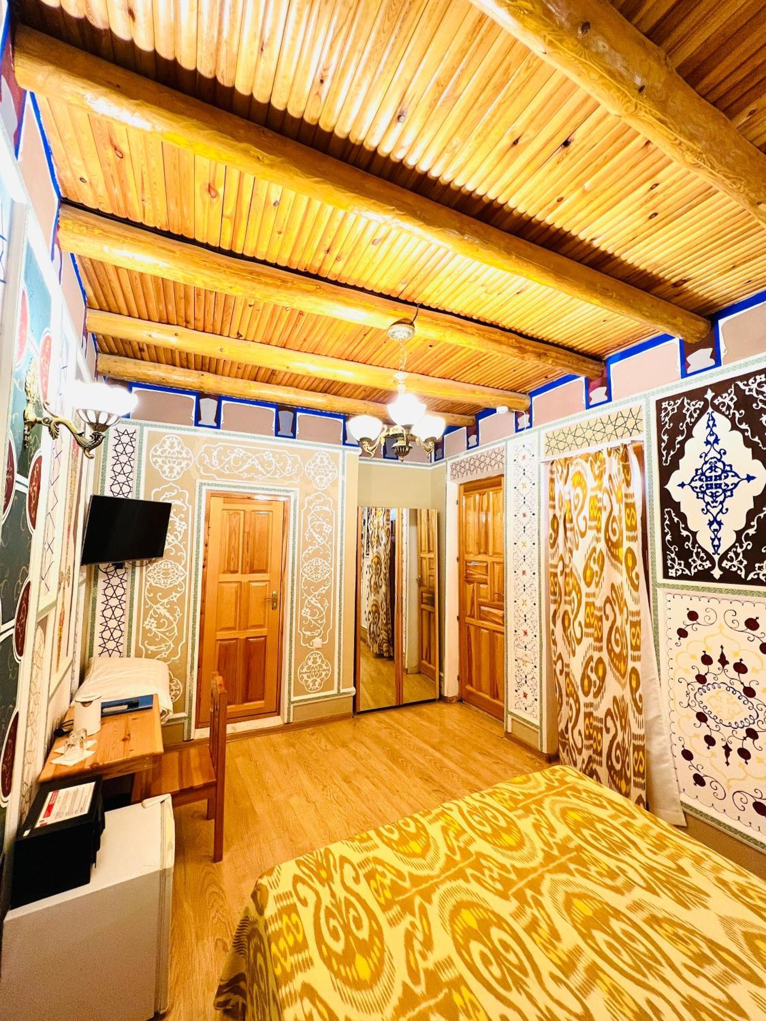 Komil Bukhara Boutique Hotel Extérieur photo