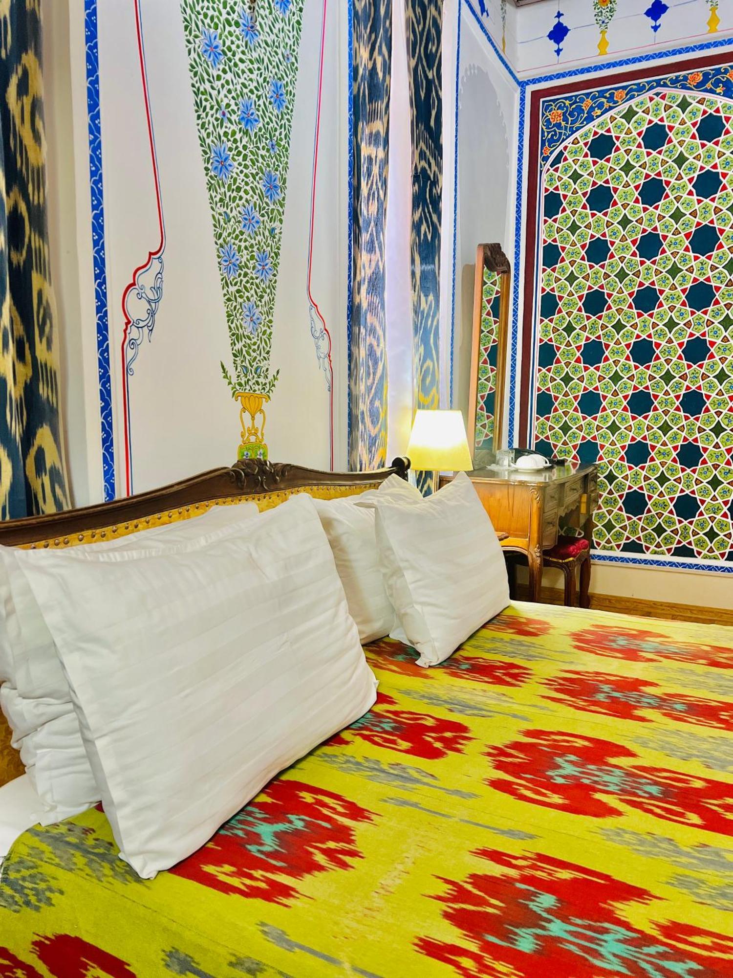 Komil Bukhara Boutique Hotel Extérieur photo