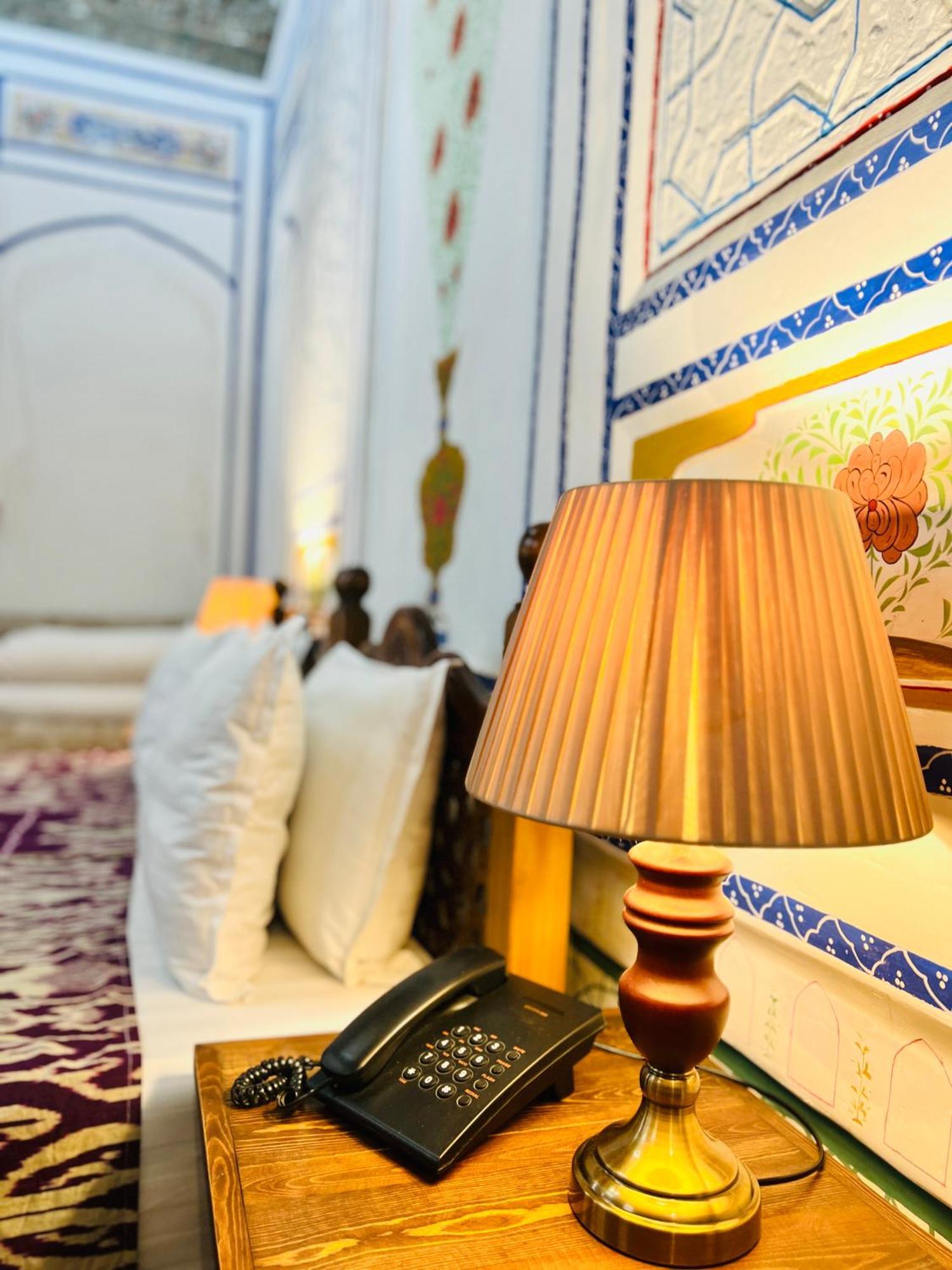 Komil Bukhara Boutique Hotel Extérieur photo