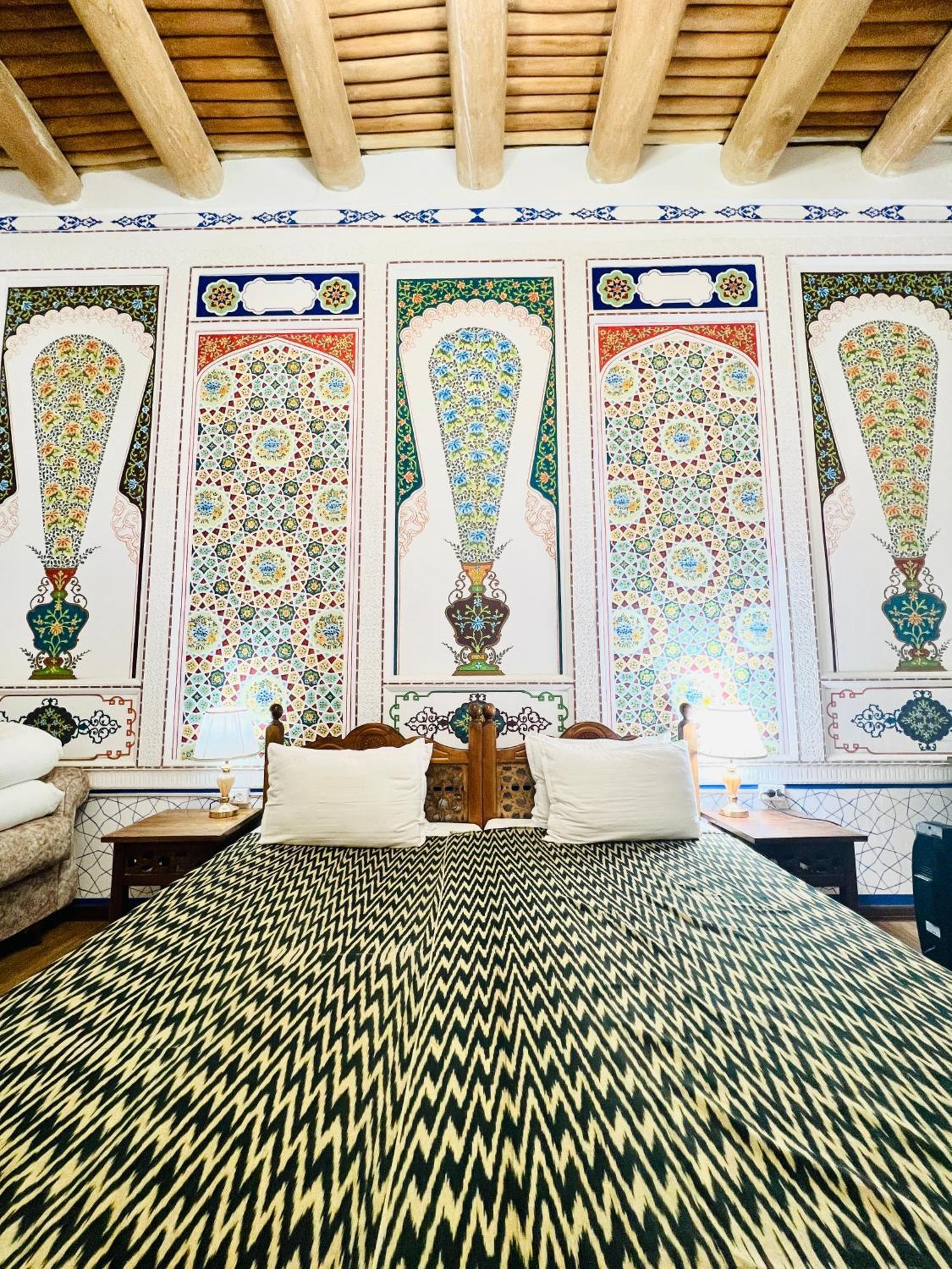 Komil Bukhara Boutique Hotel Extérieur photo